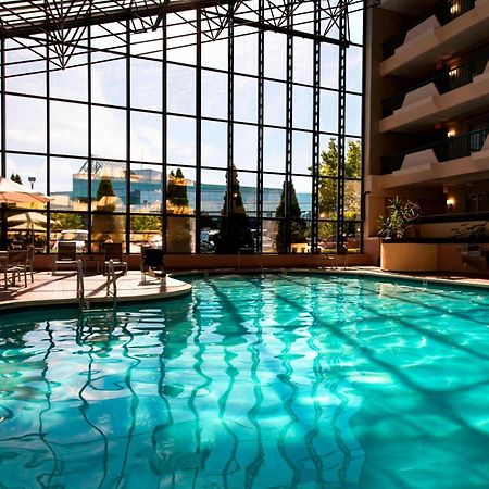 Marriott Melville Long Island Bagian luar foto