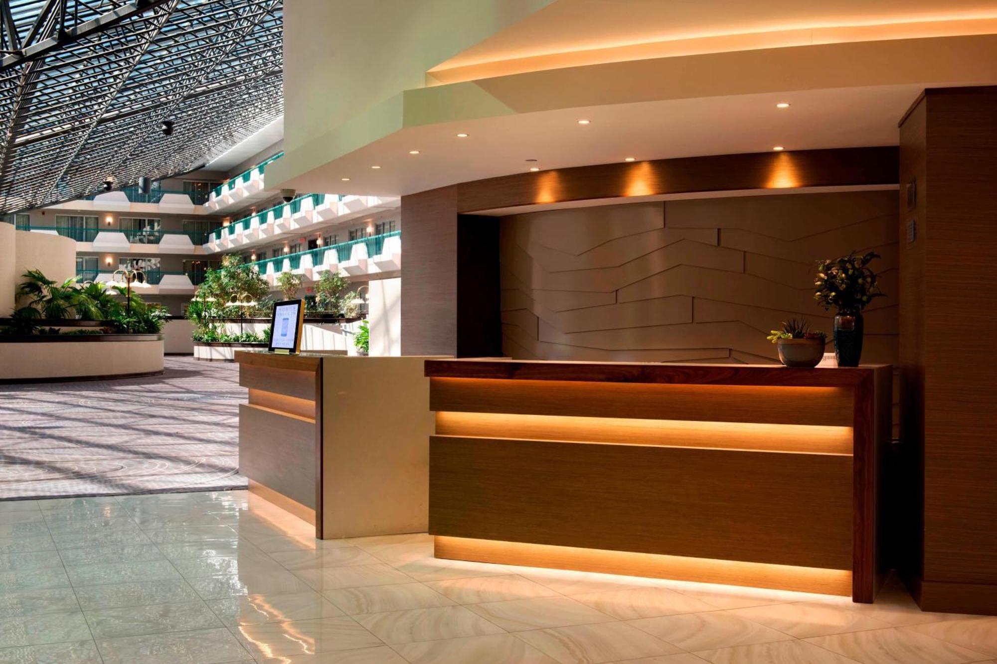 Marriott Melville Long Island Bagian luar foto